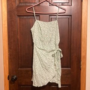 Forever 21 Floral Mini Wrap Dress